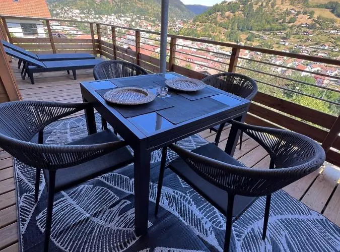 Magnifique Classe 4 Etoiles Avec Sauna Et Terrasse Dans *